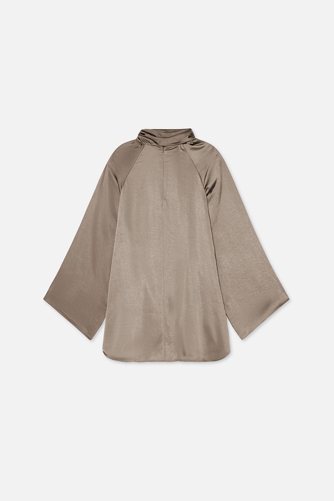 Volume Sleeve Blouse