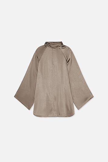 Volume Sleeve Blouse