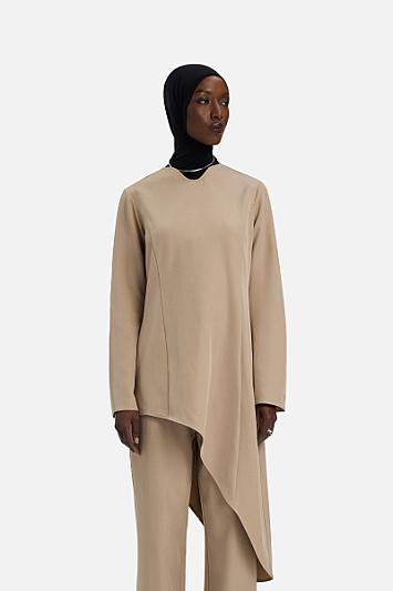 Soft Curved Tailored Top