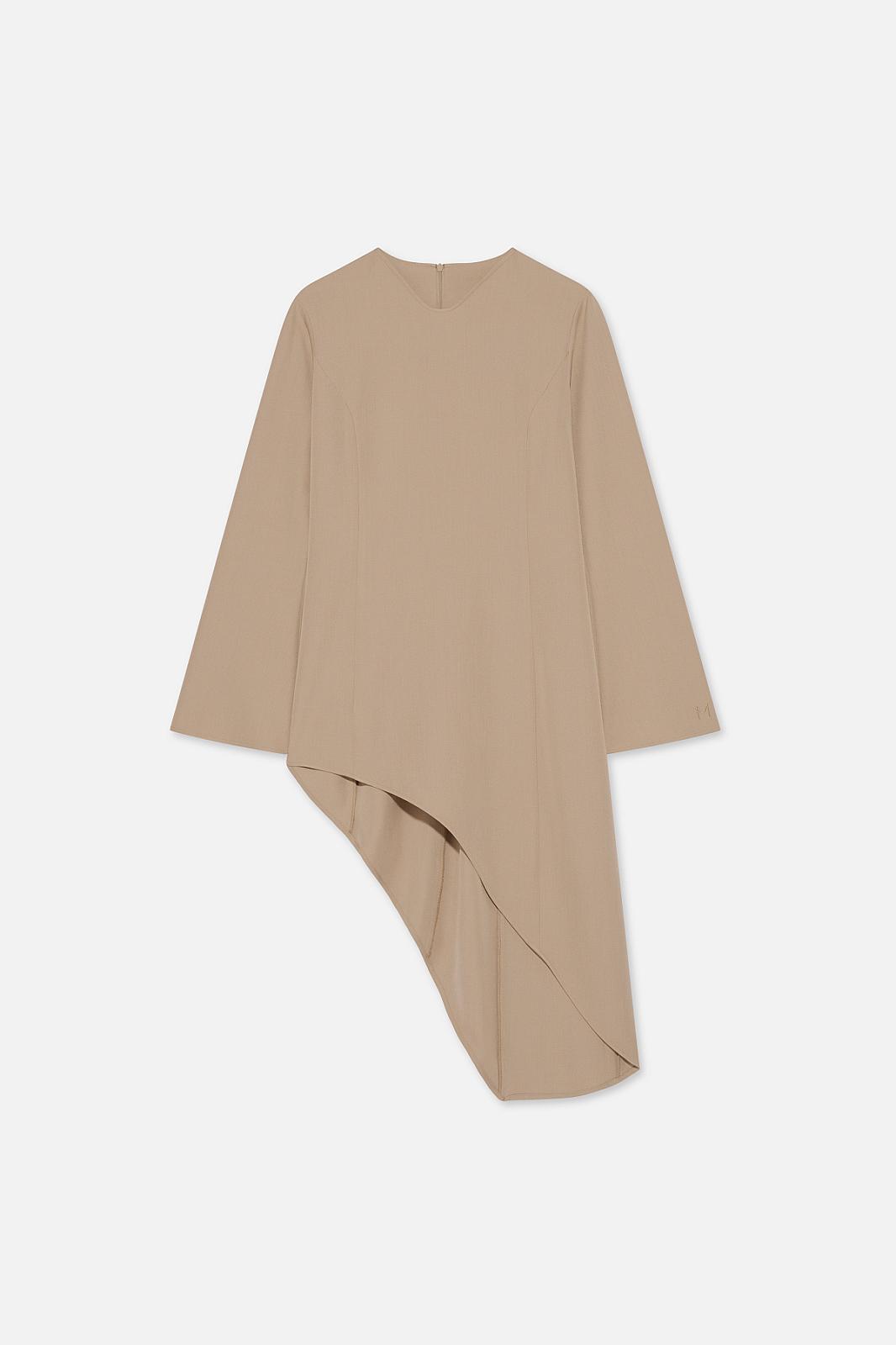 Soft Curved Tailored Top