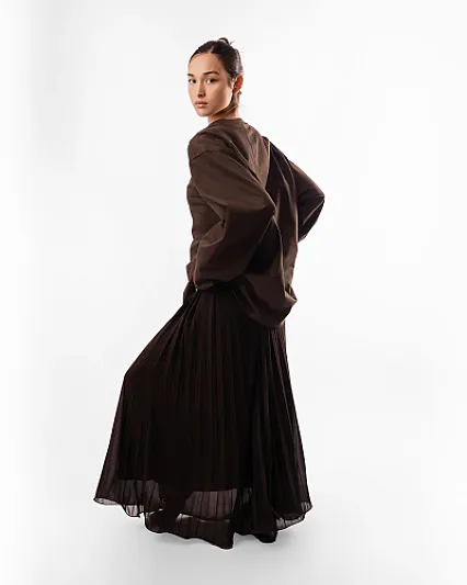 Chestnut Flowy Skirt